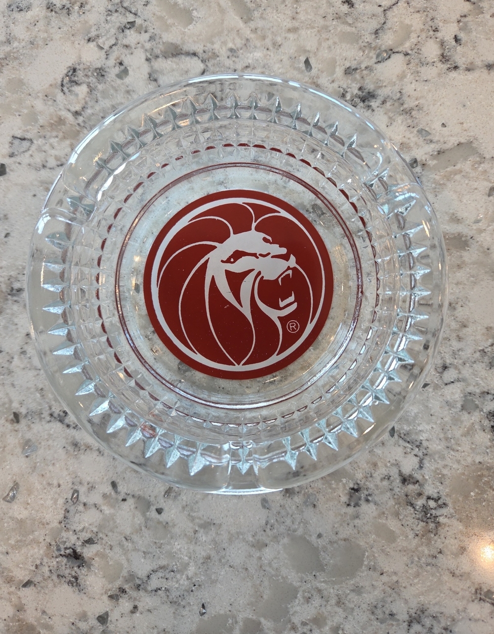 MGM vintage ash try MGM Lion. B1